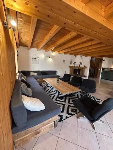 Les Copains Holiday home